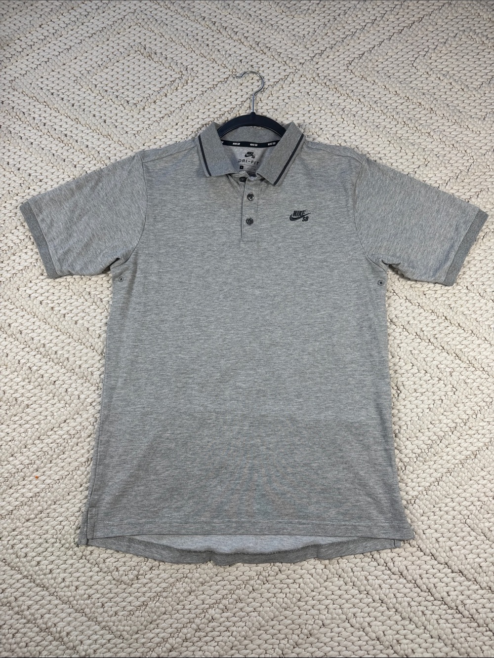 Nike SB Polo Size Small